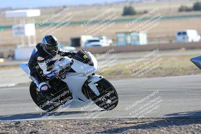 media/Feb-05-2023-Classic Track Day (Sun) [[c35aca4a42]]/Group 2/session 4 turn 4/